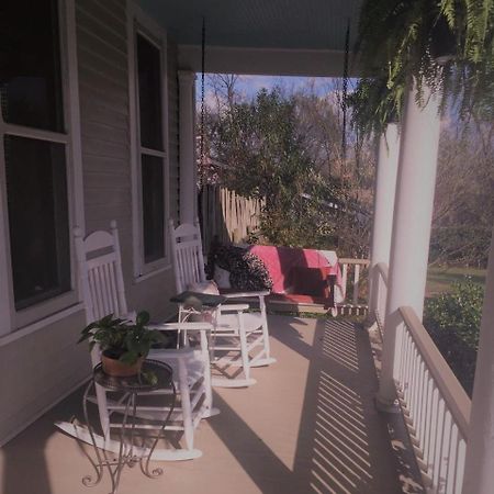 Fig Tree Manor Bed & Breakfast Palestine Exterior foto