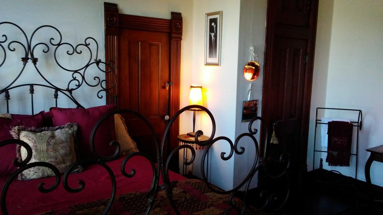 Fig Tree Manor Bed & Breakfast Palestine Exterior foto